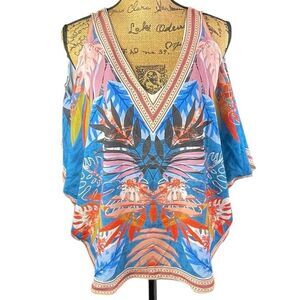 Braeve Women's Boho Cold Shoulder Top Size Small‎ Blue White Floral VNeck